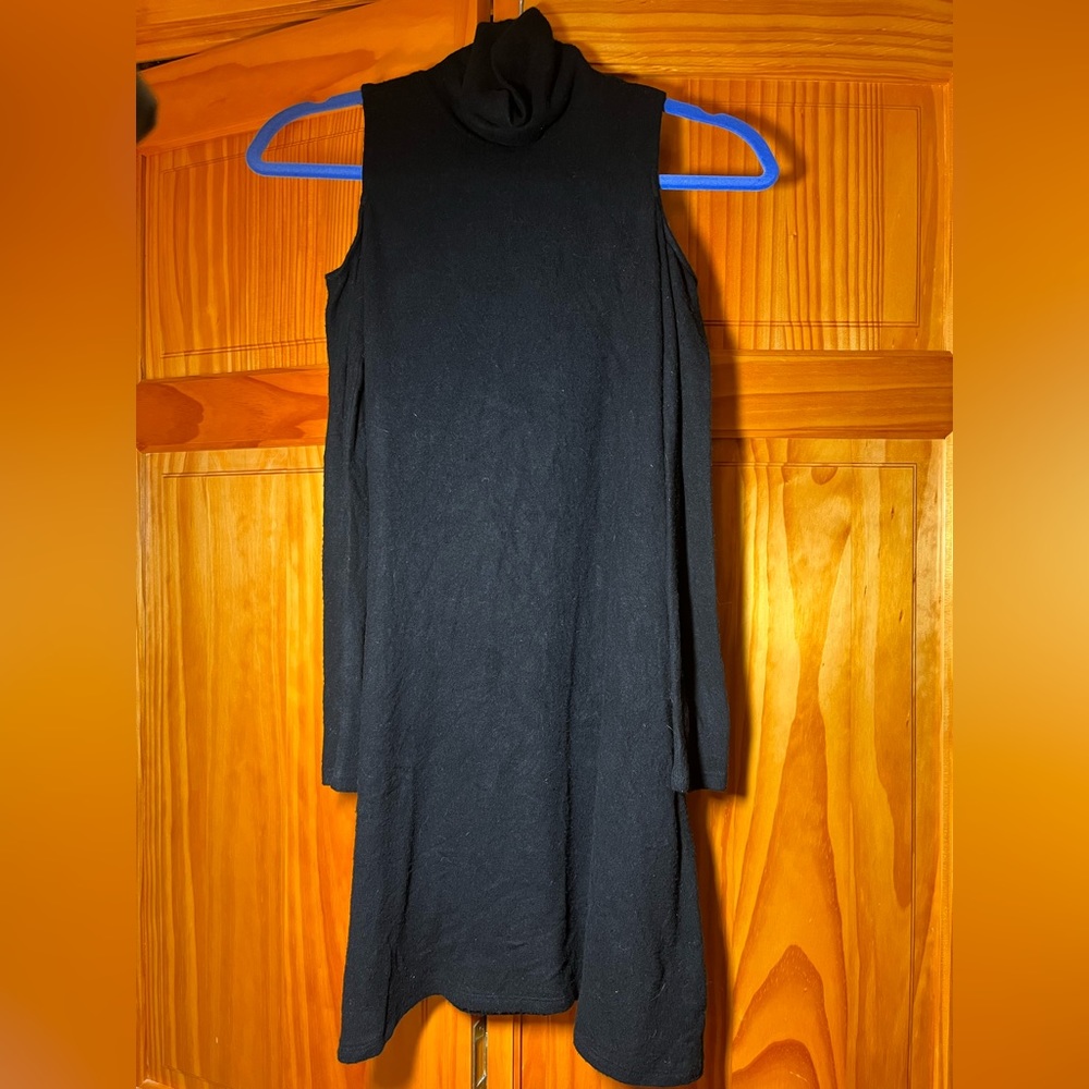 American Eagle shoulder cut-out mock neck dress, size XS, GUC
